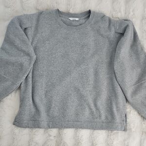 Time and Tru Heather Gray Pullover
